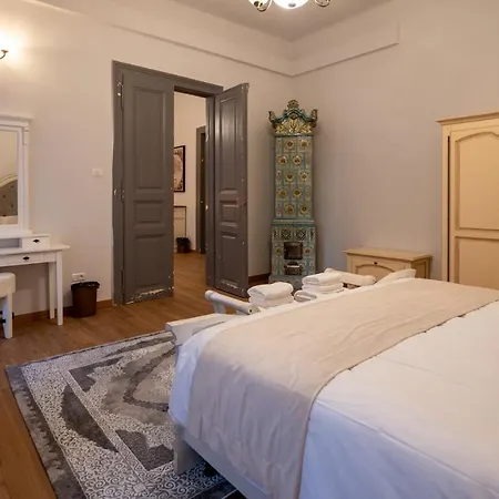 Apartament Kinsley 2 *